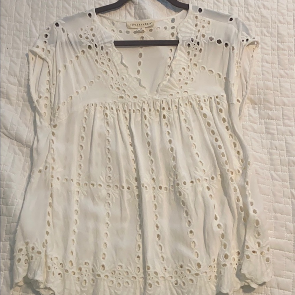 LOVESTITCH eyelet top
